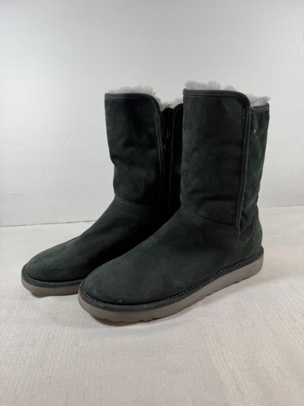 NEW UGG Abree Slim Boots, Hunter Green Suede, Women's Size 7